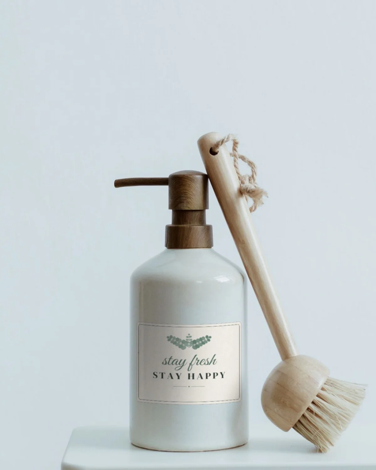 Bathroom Bottle with the "Stay fresh, stay happy." design